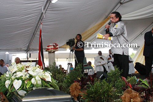 Edwin Ayong (Crazy) sings a tribute to the Duke