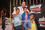 isaC2611117512.jpg