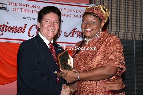 Abbi Blackman receives a posthumous award on behalf of her father Garfield 'Ras Shorty I' Blackman